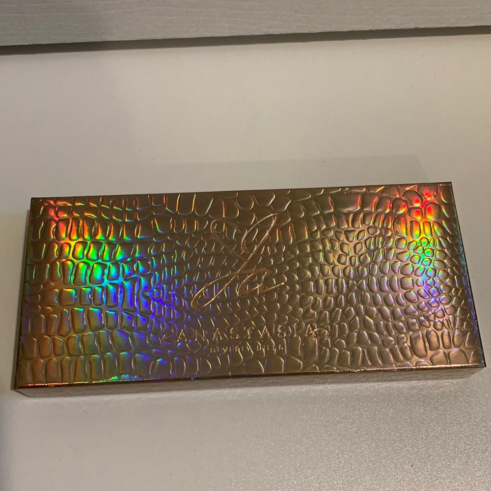 ABH Jackie Aina palette